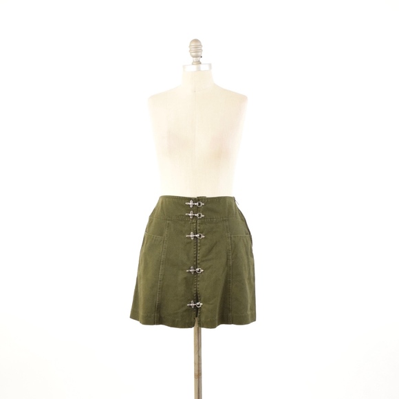 ❌SOLD❌Nasty Gal Military Green Denim Mini Skirt - Picture 3 of 7